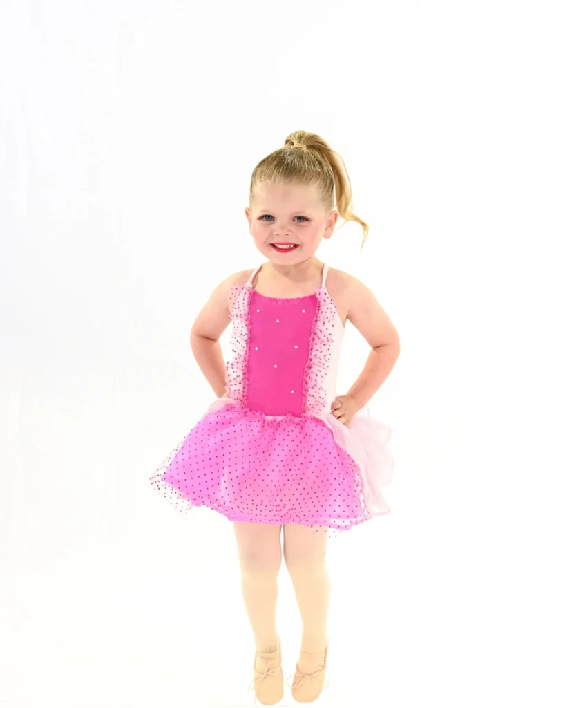 girl-dancing-pink-tutu